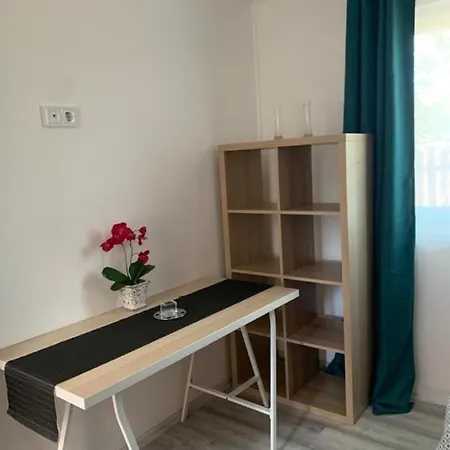 Arvisura Vendeghazak Family Friendly Transit Apartments Zsombo Exterior photo