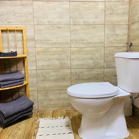Arvisura Vendeghazak Family Friendly Transit Apartments Zsombo Exterior photo