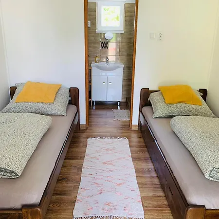 Arvisura Vendeghazak Family Friendly Transit Apartments Zsombo Exterior photo