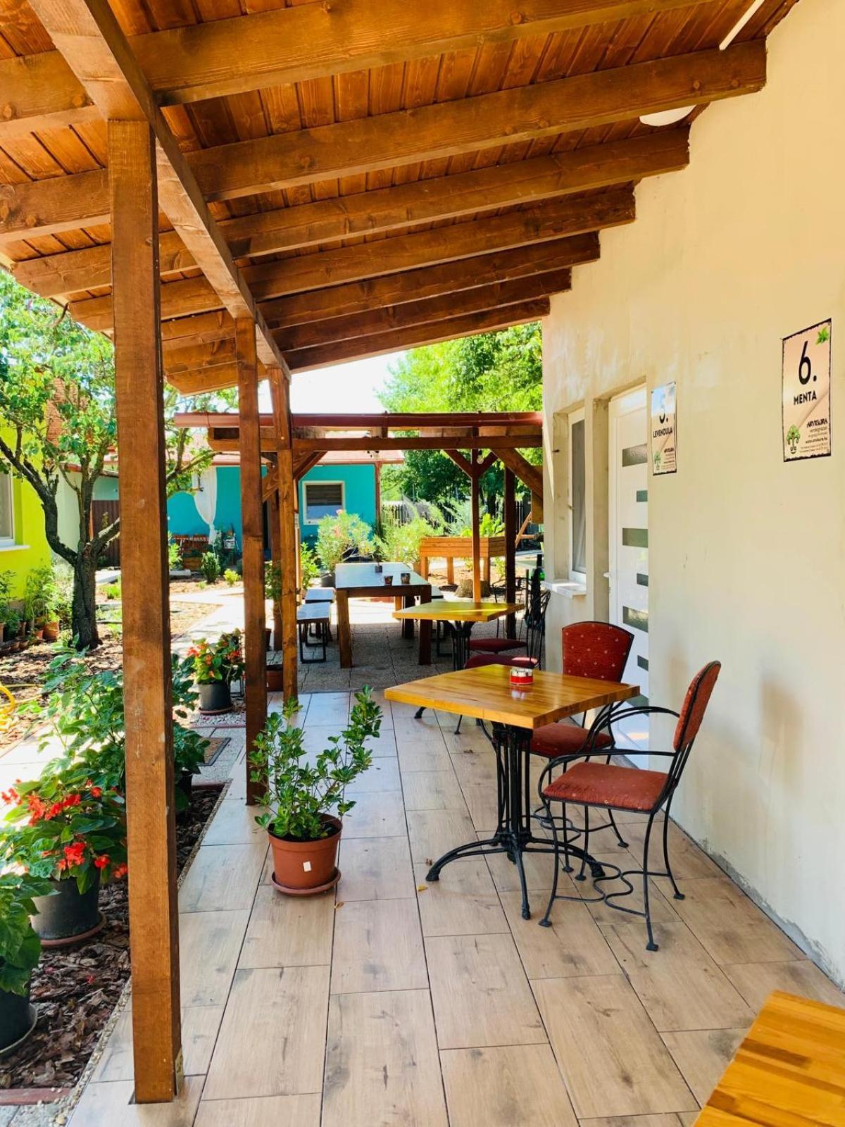 Apartment Arvisura Vendeghazak Family Friendly Transit *